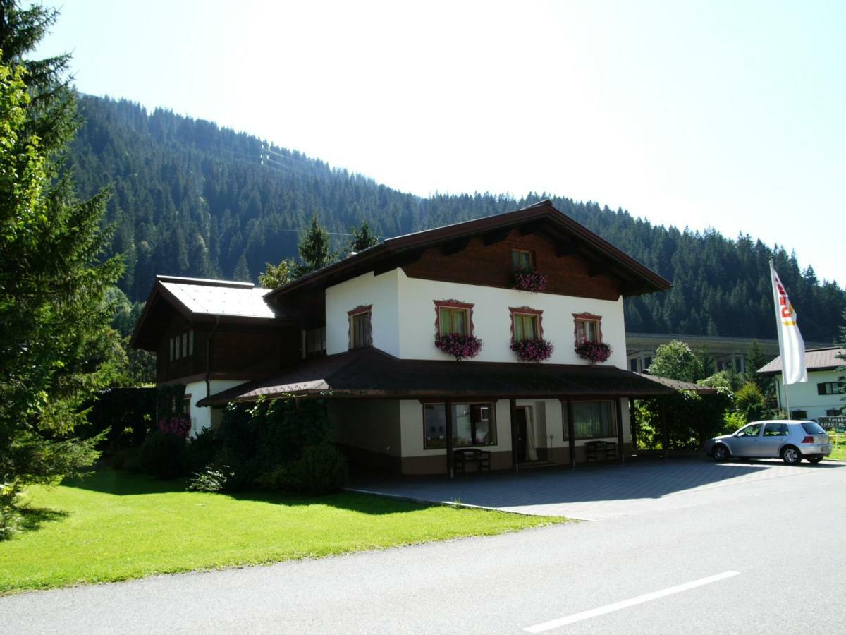 Appartements Burtscher Klosterle am Arlberg Eksteriør bilde